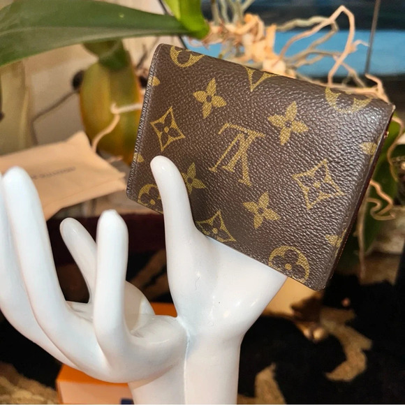 Louis Vuitton Unisex Monogram ID Business Card Holder Bifold Credit Card Holder - Picture 7 of 16